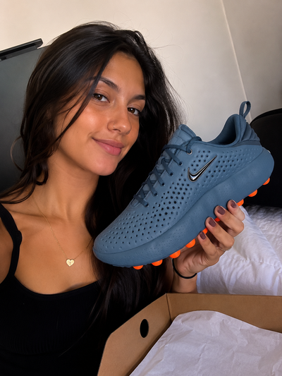 Laura T.